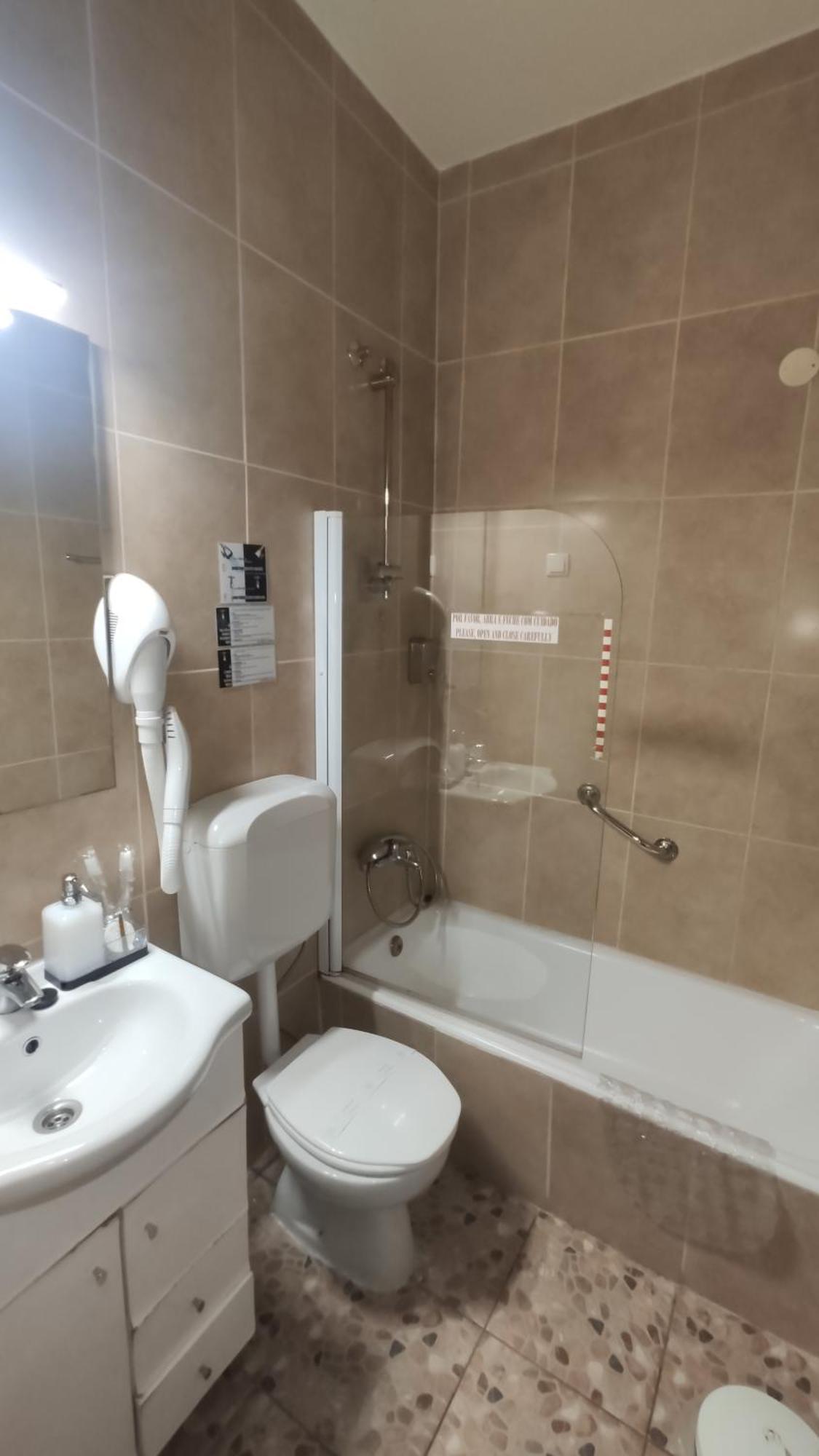 Superior Twin Room Balcony Sea or River View