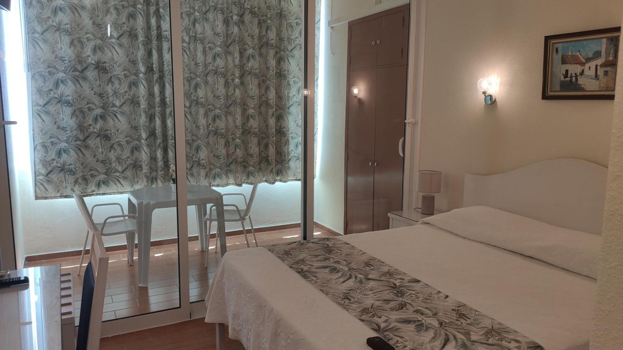 Superior Double Room Balcony Sea or River View
