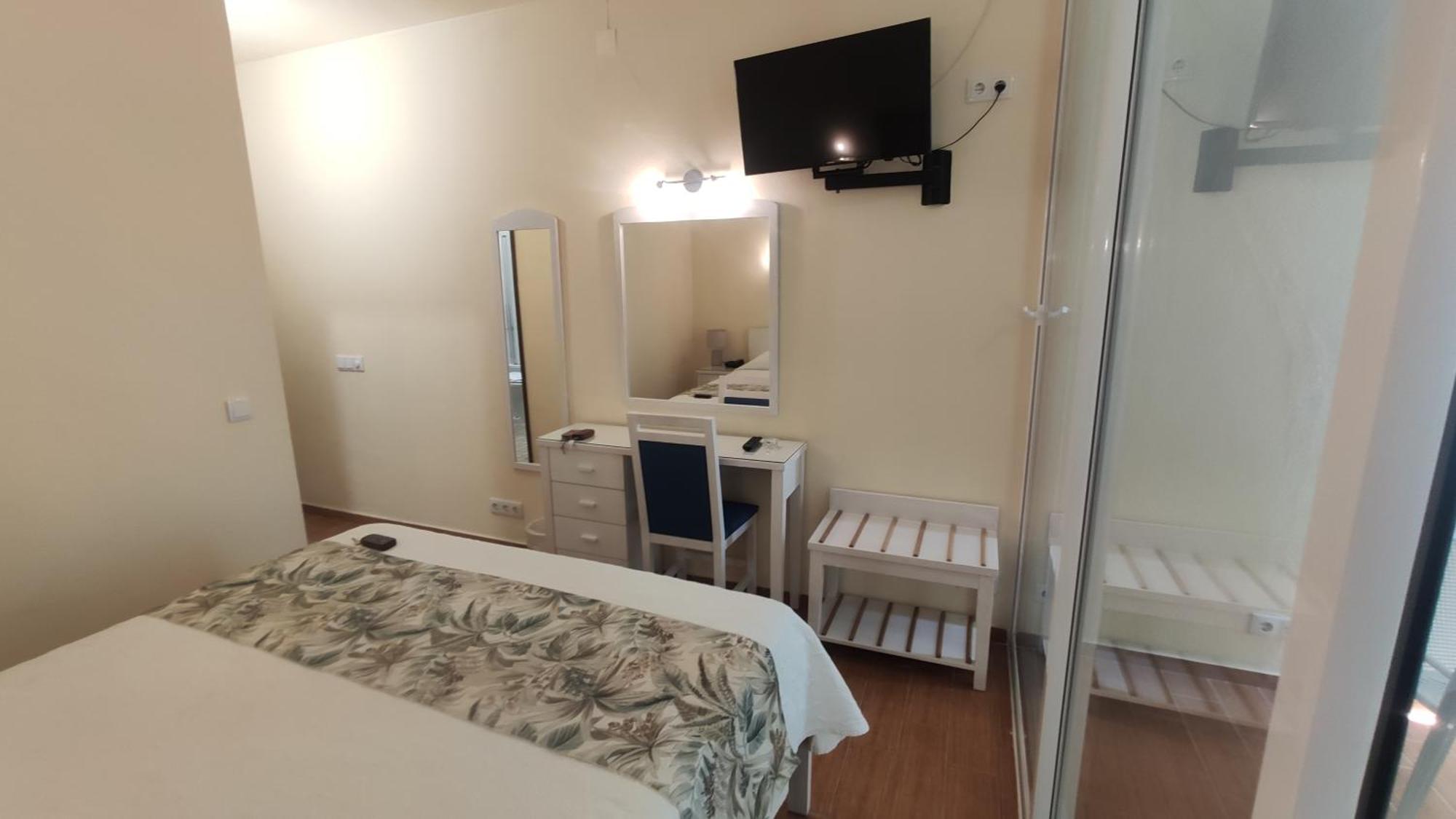 Superior Double Room Balcony Sea or River View